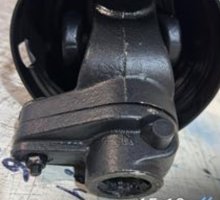 Вал карданный 6-ой серии, с широкоугольным шарниром, с муфтой срезной болт, защитным кожухом, 710Нм, крестовина 30,2х92
