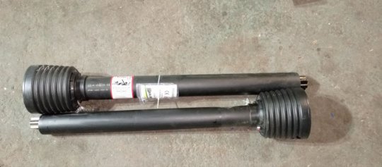 Карданный вал 6-ой серии с защитным кожухом 710Нм, L=1000мм крестовина 30,2х92, профиль звезда