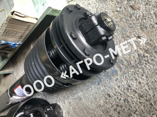 Карданный вал 8-ой серии 1050Нм, фрикционная муфта 2500Нм, крестовина 35х106,5мм, профиль звезда
